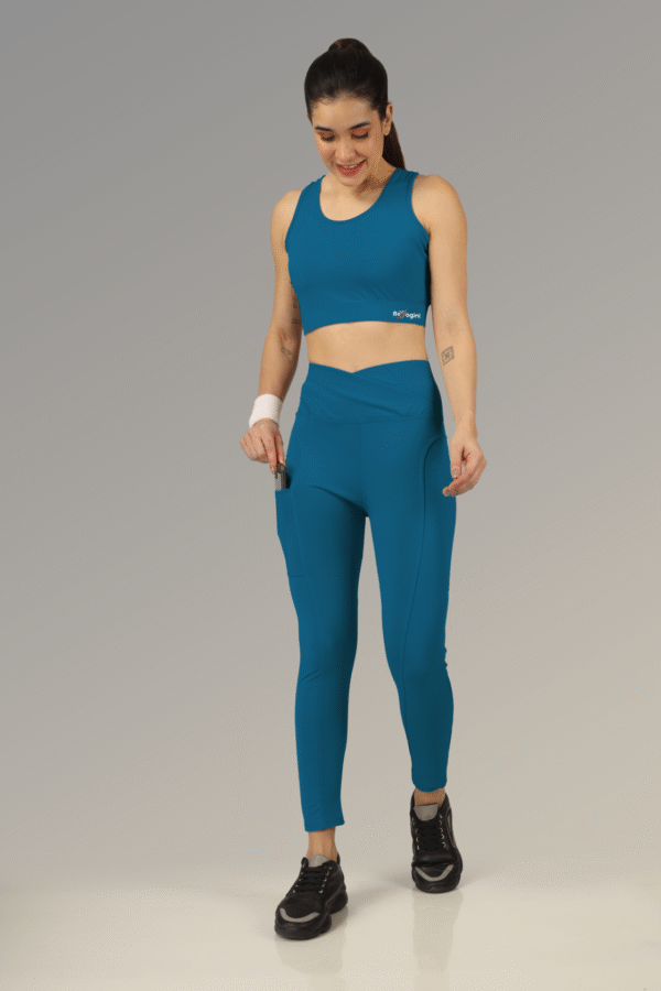 Vibe Fit V-Belt Matching sports bra and high-waist leggings For Women With Side Pocket