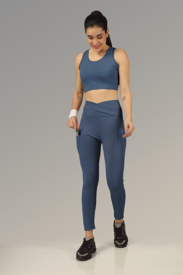 Vibe Fit V-Belt Matching sports bra and high-waist leggings For Women With Side Pocket